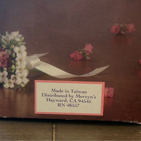 VTG 90’s set of 4 Easter cottagecore Spring bunny hand painted napkin rings - Picture 10 of 10